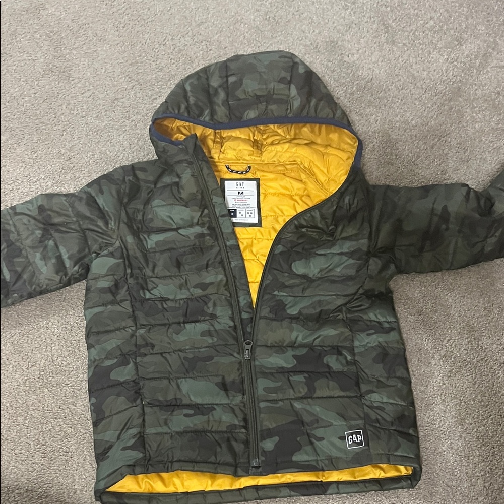 GAP Green Camouflage Puffer Jacket with Yellow Lining